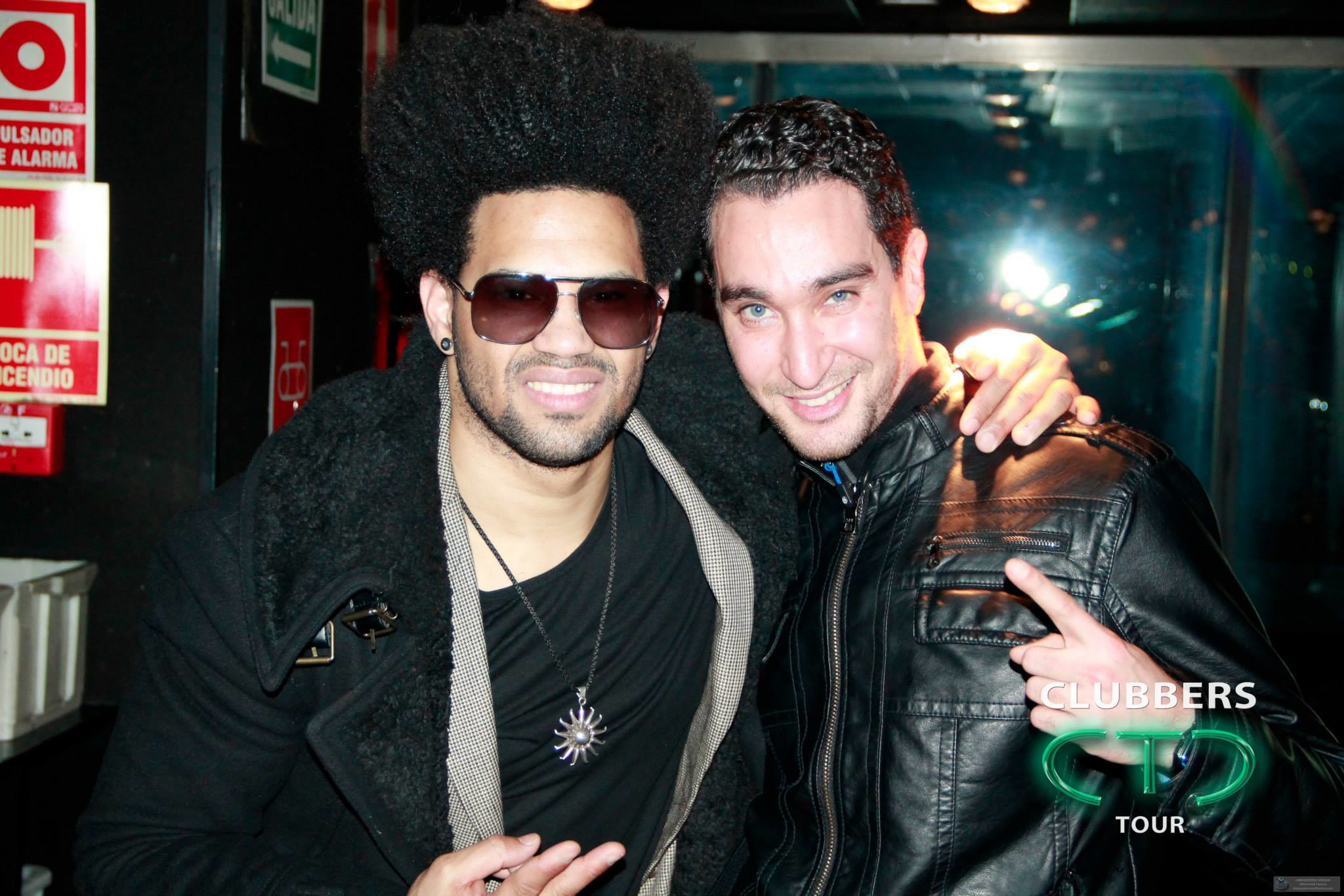 ili Yes with Mickey Dastinz at Joy Eslava